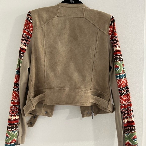 BCBG SUEDE TRIBAL JACKET - Picture 11 of 15